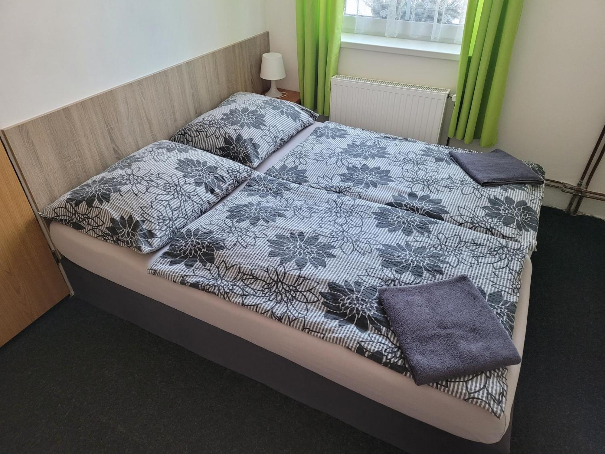 Penzion Karolína Lucany nad Nisou Bagian luar foto